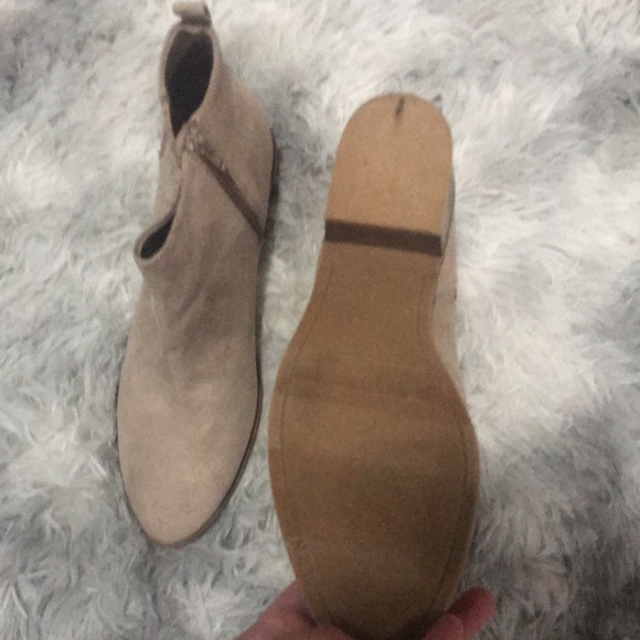 Old Navy women’s boots tan size 8 - Picture 6 of 9